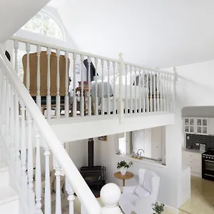  Holiday home The Chapel - Luxury Country Escape For 6